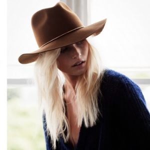 Janessa Leone Savoy Hat in Whiskey Size Small